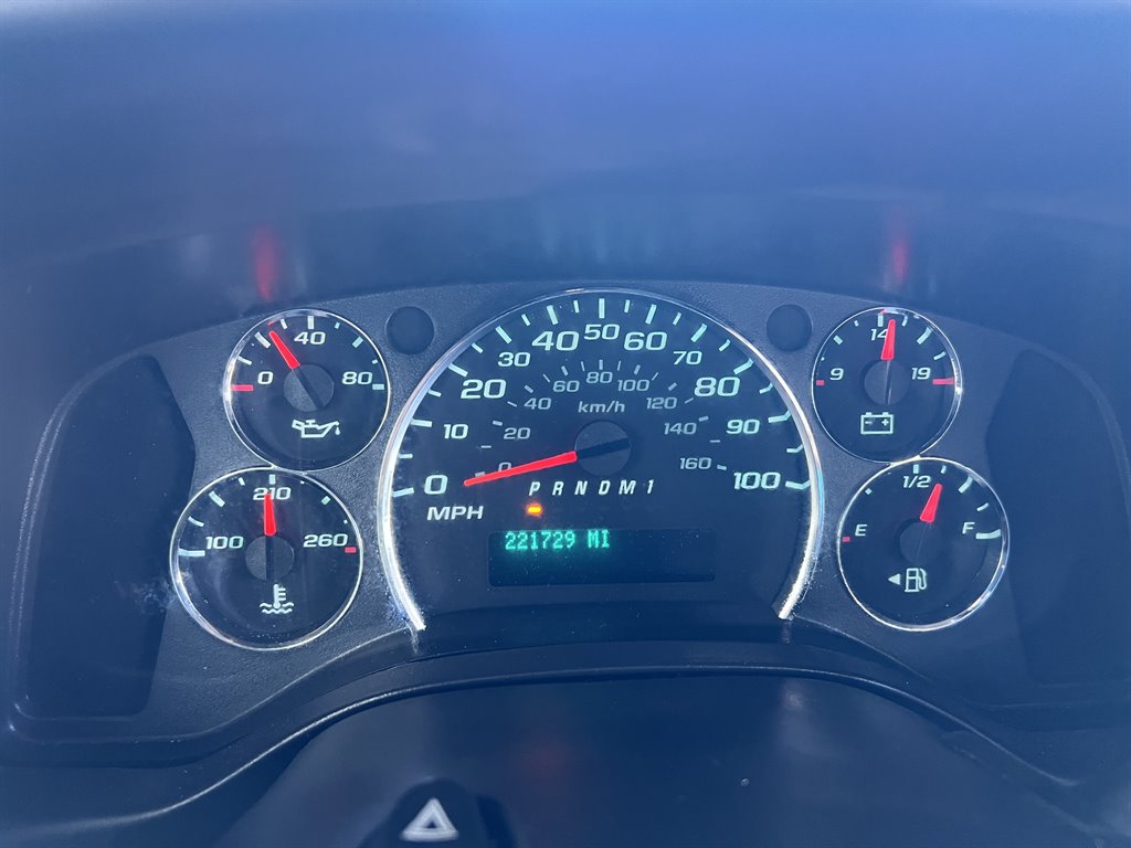 2013 Chevrolet Express - $7,999