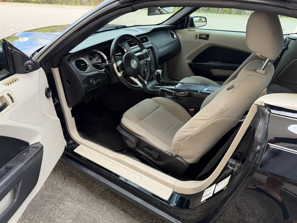 2011 Ford Mustang - $6,999