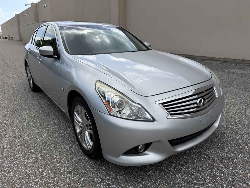 2015 INFINITI Q40 - $6,999
