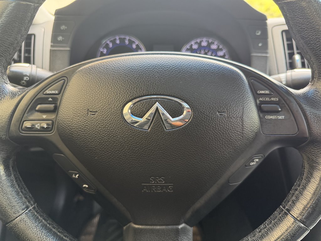 2015 INFINITI Q40 - $6,999