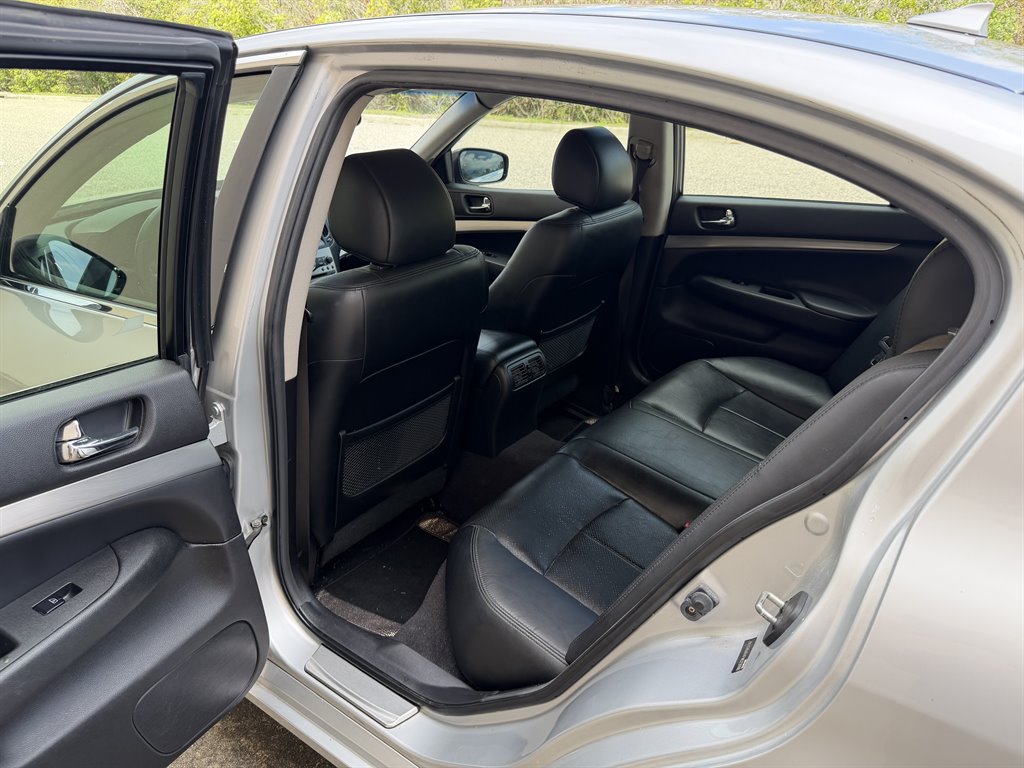 2015 INFINITI Q40 - $6,999