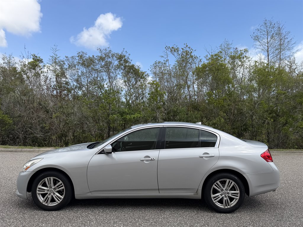 2015 INFINITI Q40 - $6,999