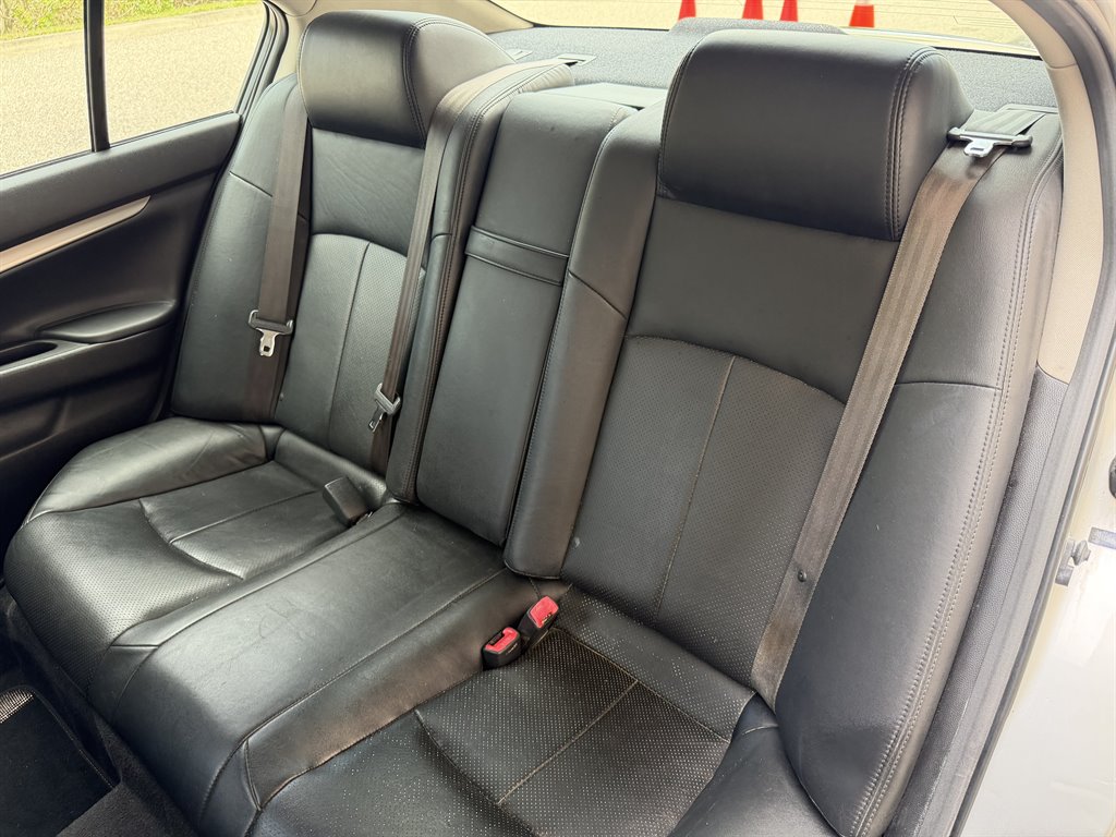 2015 INFINITI Q40 - $6,999