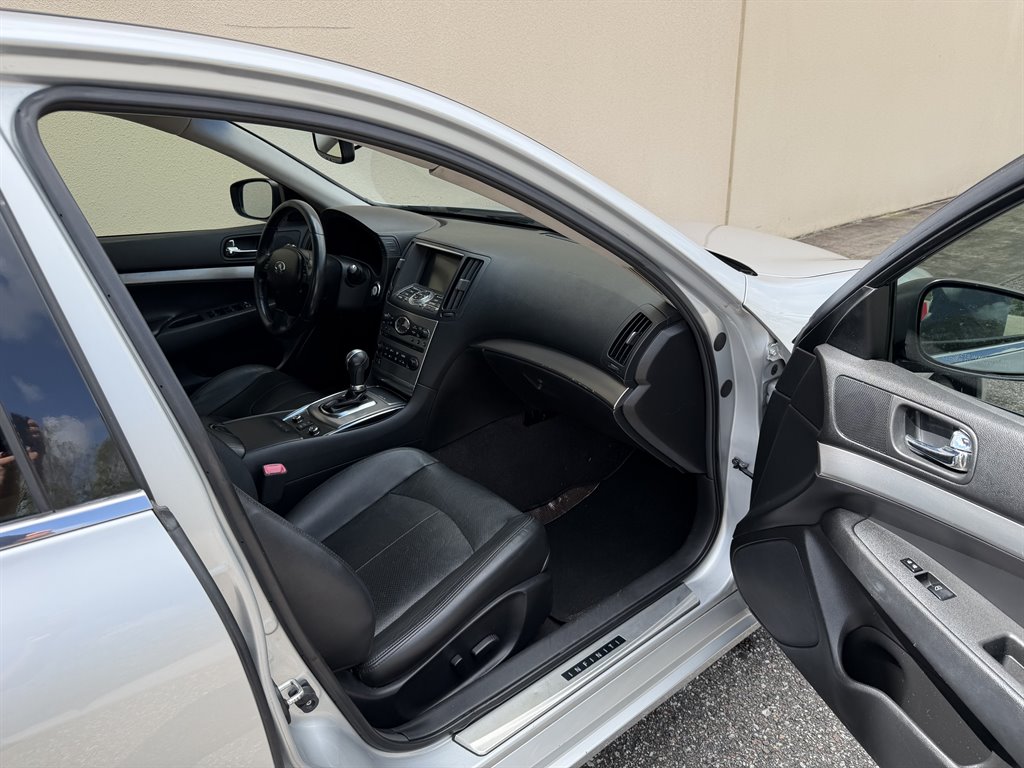 2015 INFINITI Q40 - $6,999