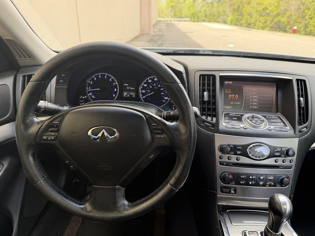 2015 INFINITI Q40 - $6,999