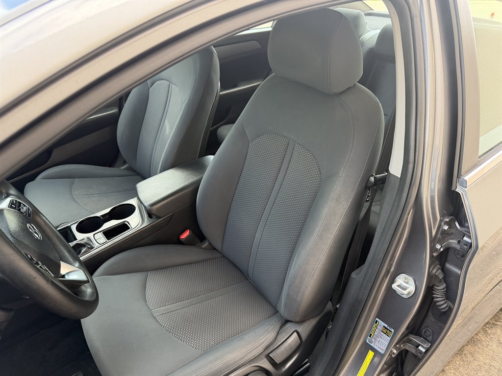 2019 Hyundai Sonata - $8,999