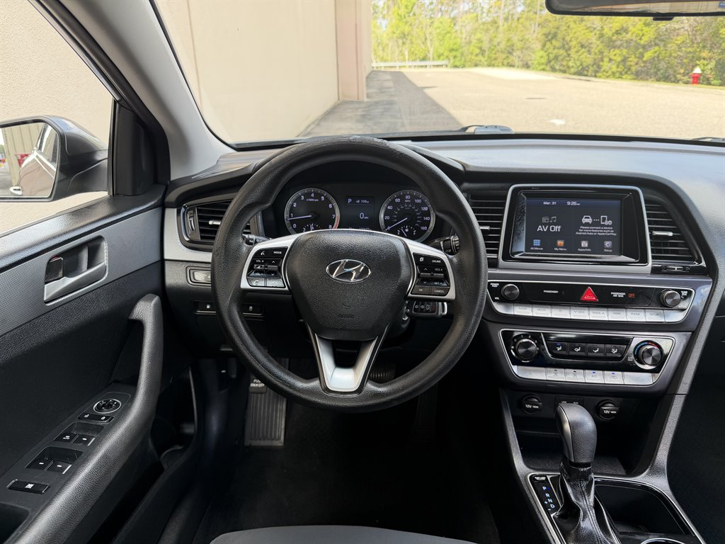 2019 Hyundai Sonata - $8,999