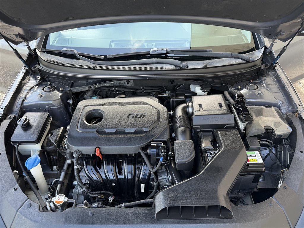 2019 Hyundai Sonata - $8,999