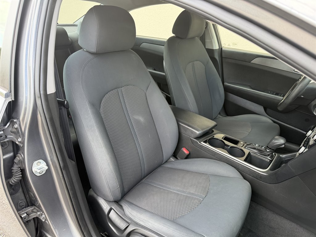 2019 Hyundai Sonata - $8,999