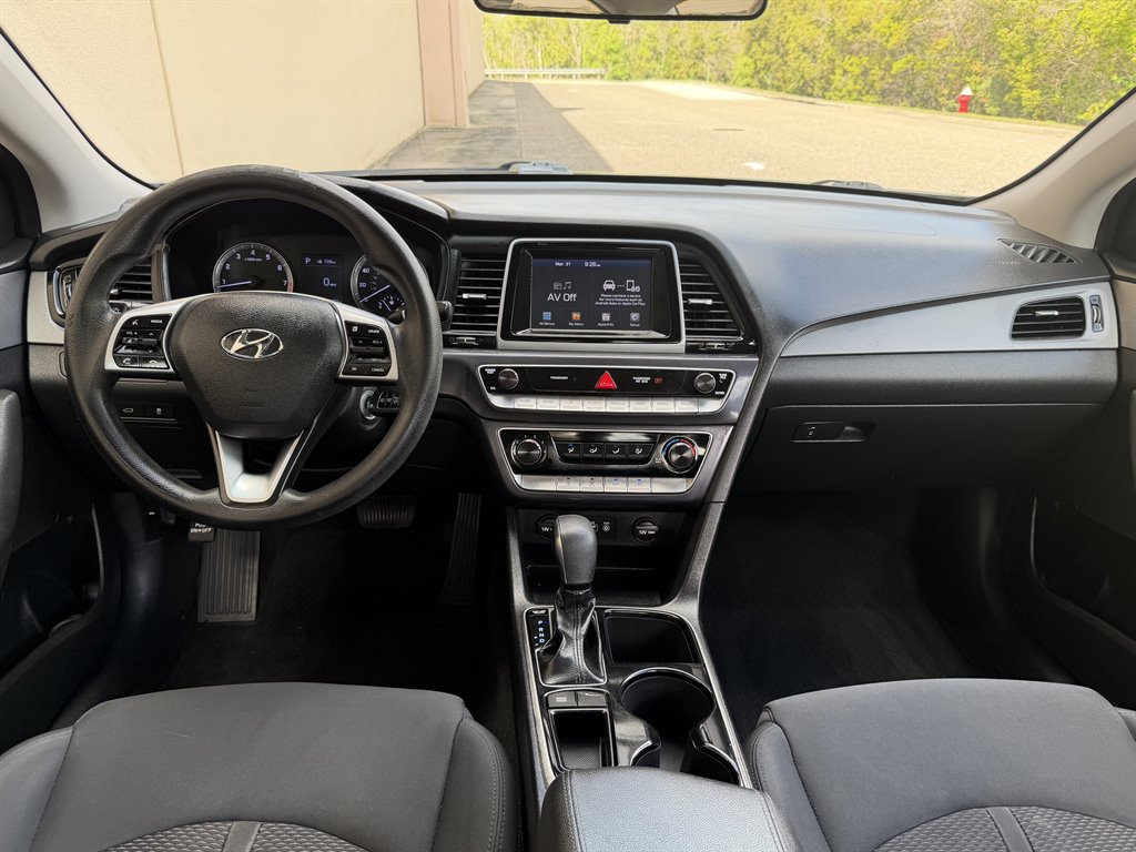 2019 Hyundai Sonata - $8,999