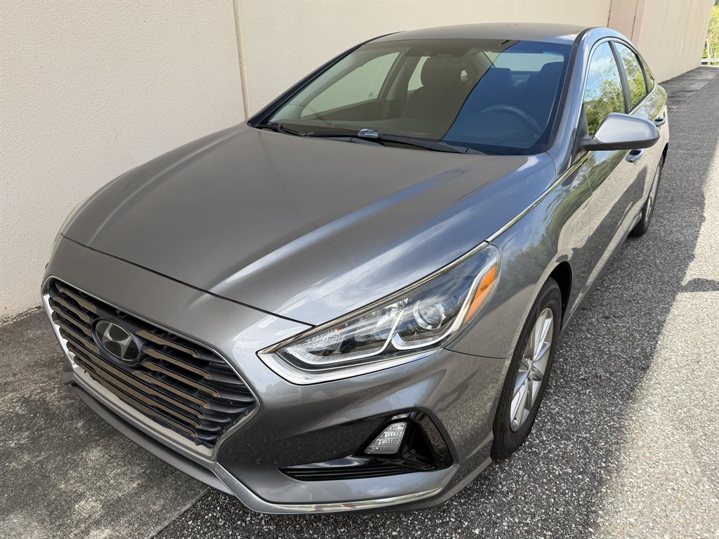 2019 Hyundai Sonata - $8,999