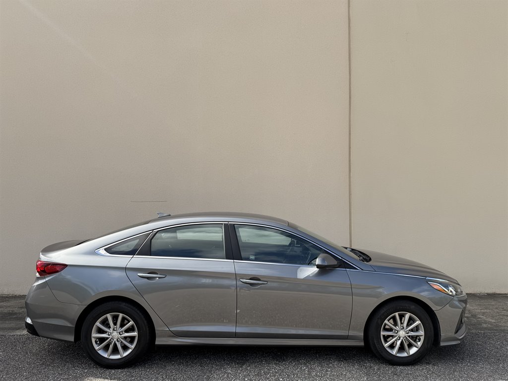 2019 Hyundai Sonata - $8,999