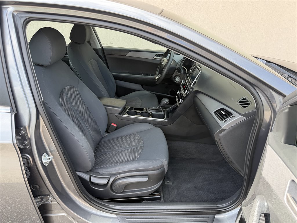 2019 Hyundai Sonata - $8,999