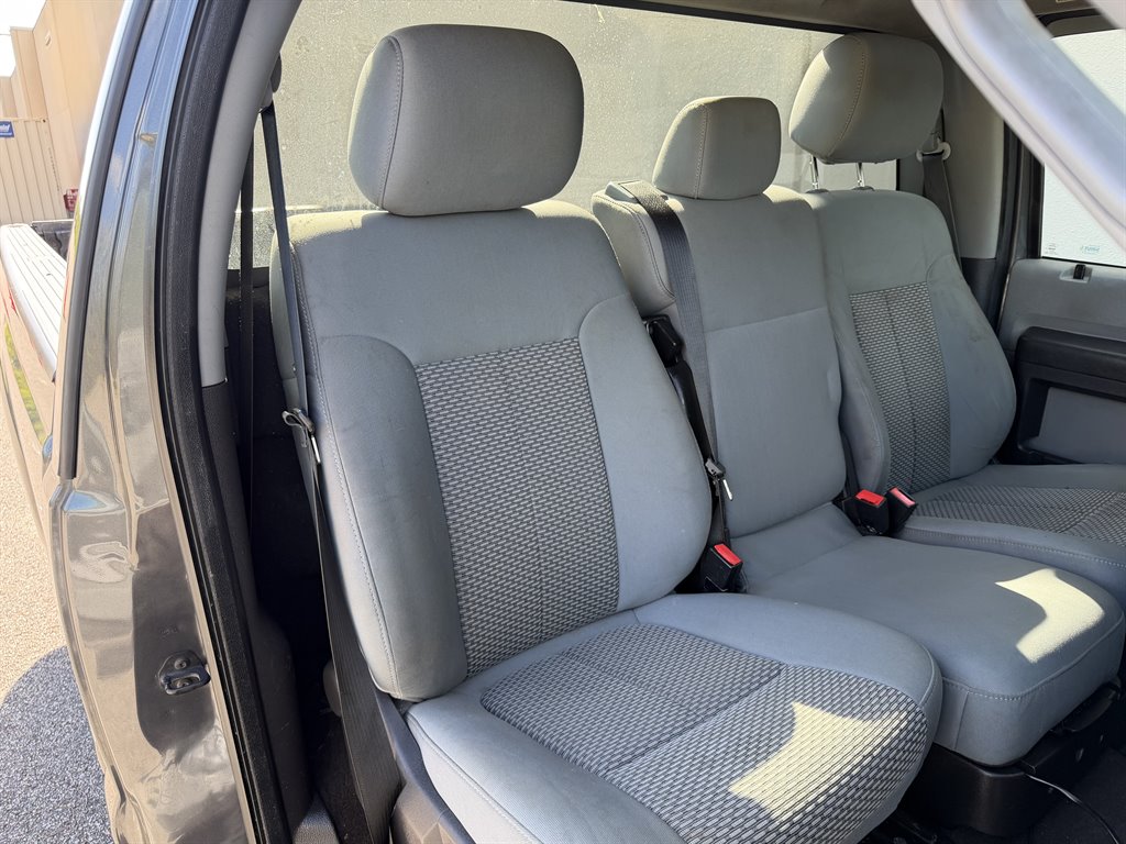 2015 Ford F-250 - $11,999