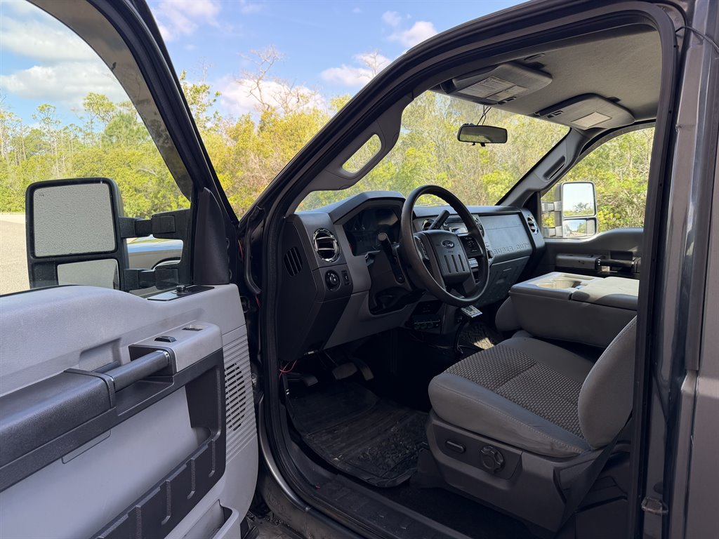 2015 Ford F-250 - $11,999