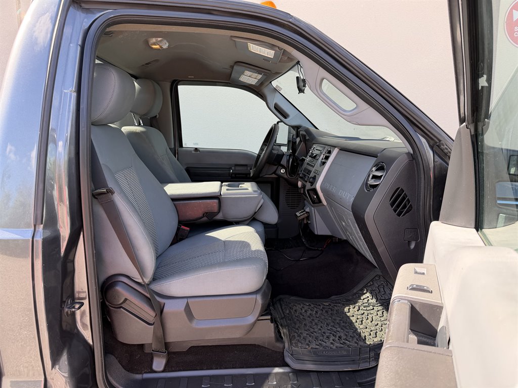 2015 Ford F-250 - $11,999