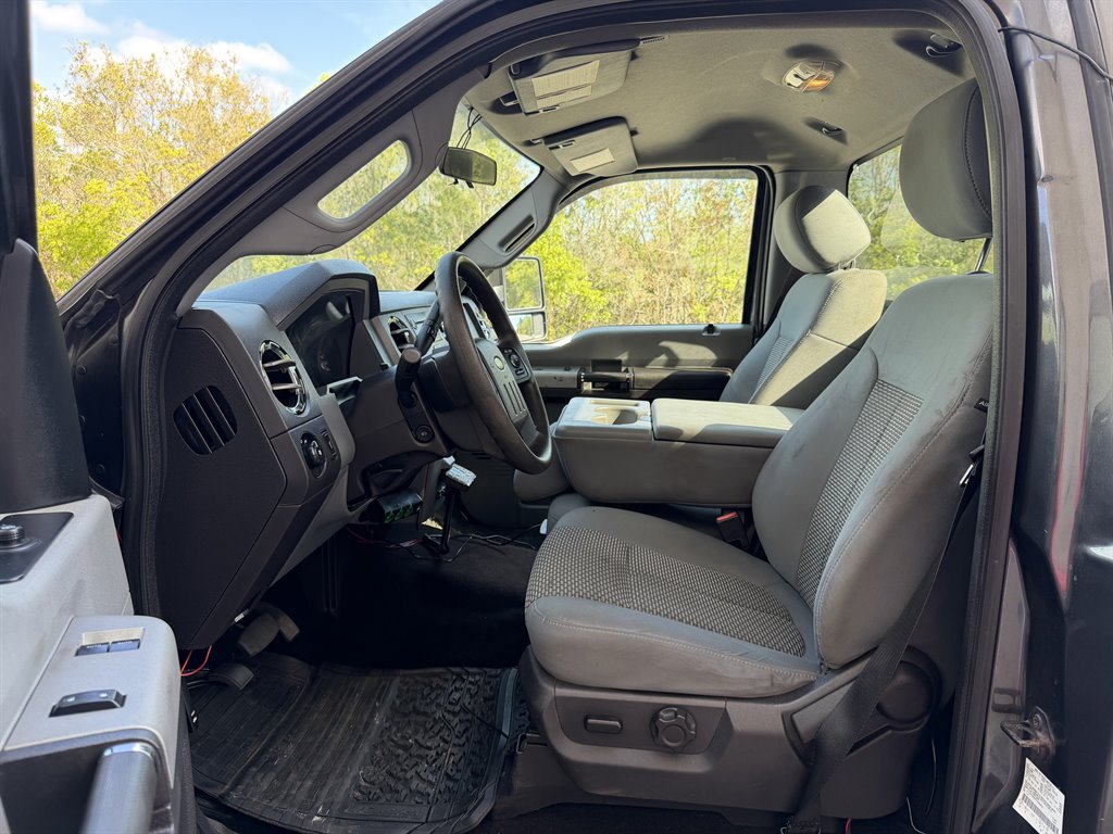 2015 Ford F-250 - $11,999