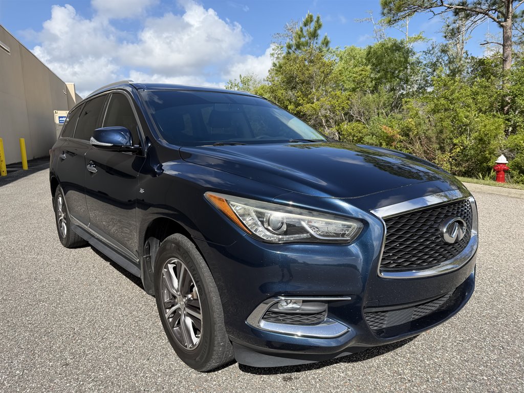 2017 INFINITI QX60 - $10,499