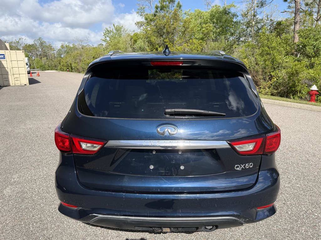 2017 INFINITI QX60 - $10,499
