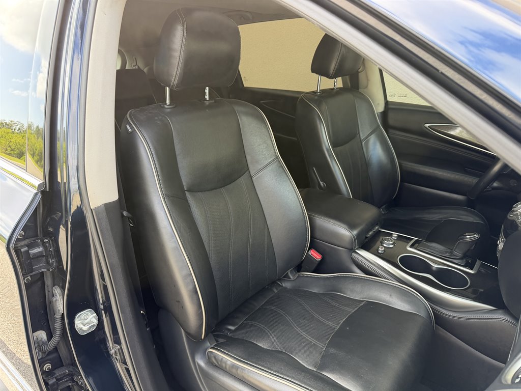 2017 INFINITI QX60 - $10,499