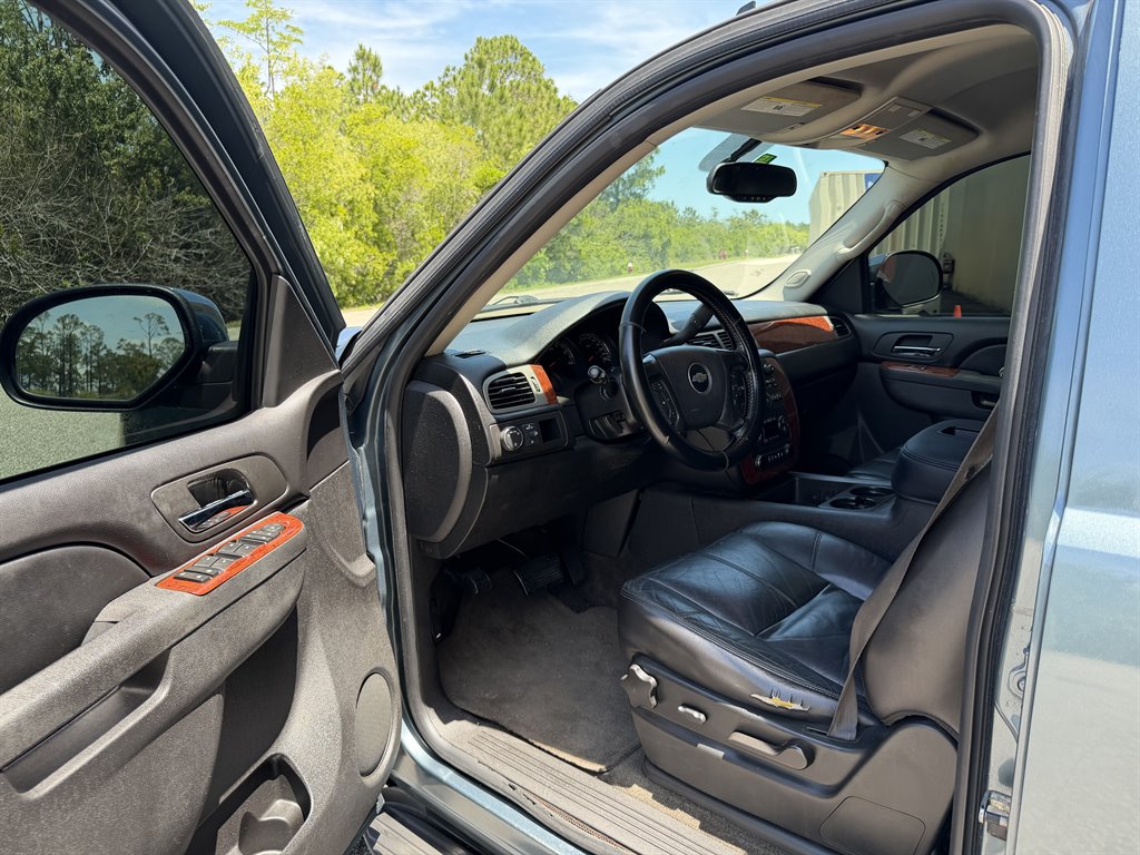 2010 Chevrolet Tahoe - $9,999