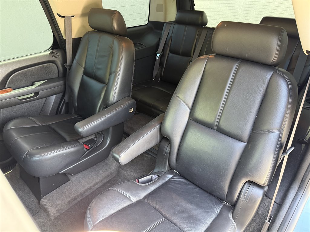 2010 Chevrolet Tahoe - $9,999