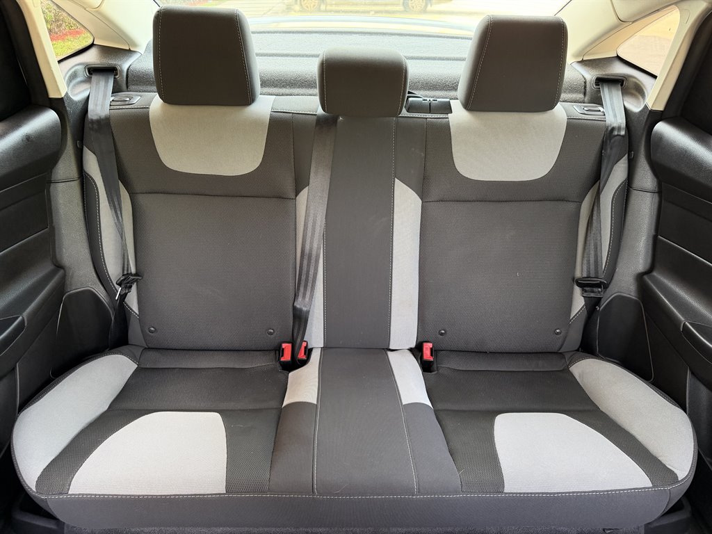 2012 Ford Focus - $4,699