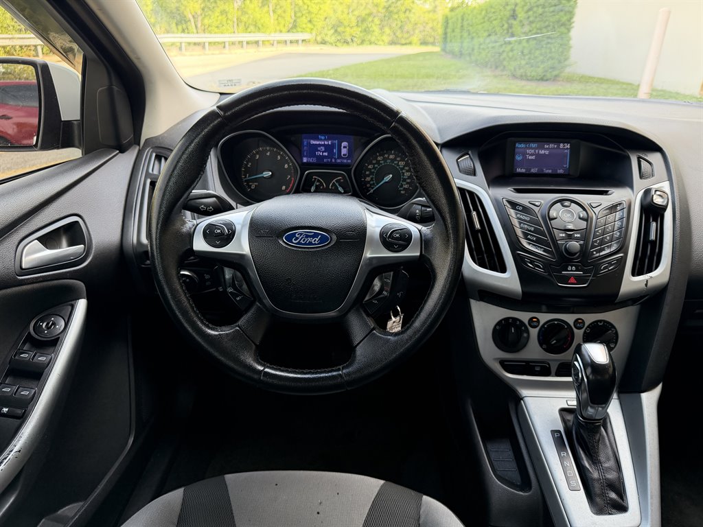 2012 Ford Focus - $4,699