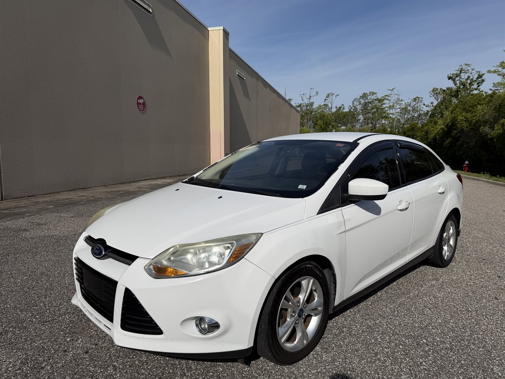 2012 Ford Focus - $4,699