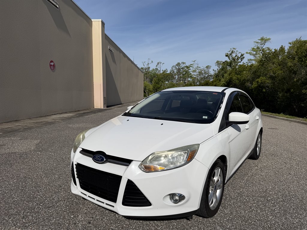 2012 Ford Focus - $4,699