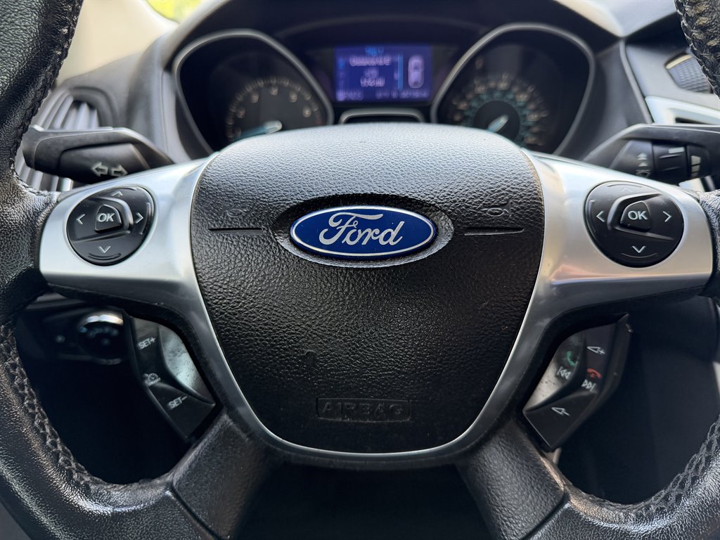2012 Ford Focus - $4,699