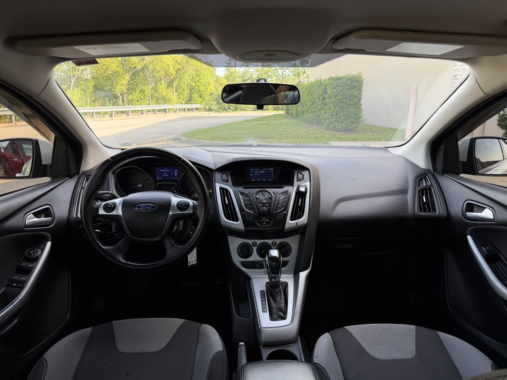 2012 Ford Focus - $4,699