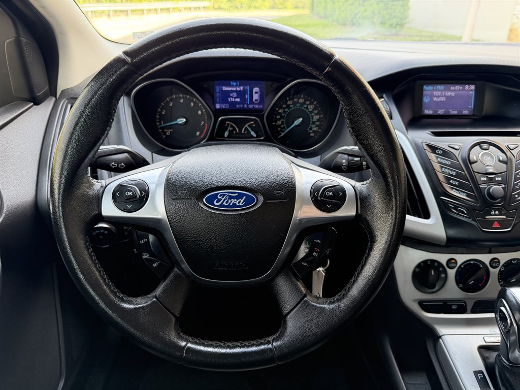 2012 Ford Focus - $4,699