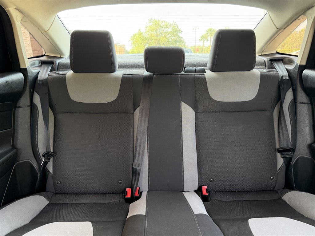 2012 Ford Focus - $4,699