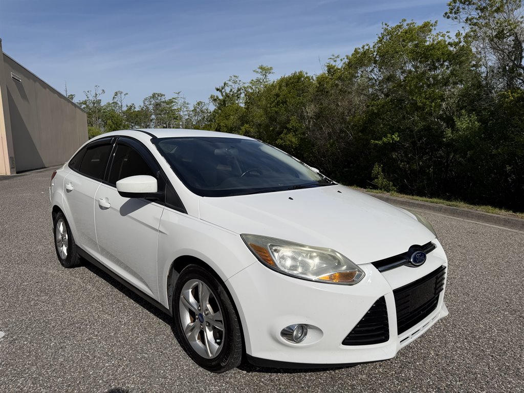 2012 Ford Focus - $4,699