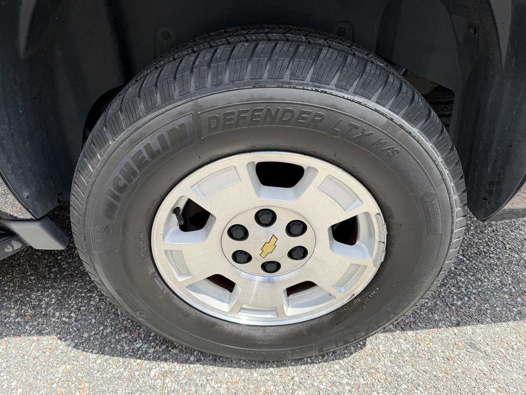 2013 Chevrolet Suburban - $5,999