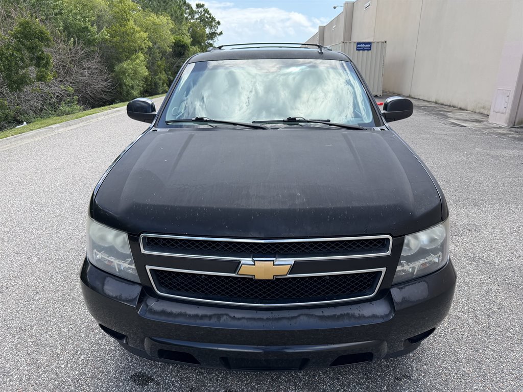 2013 Chevrolet Suburban - $5,999