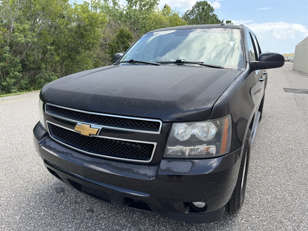 2013 Chevrolet Suburban - $5,999