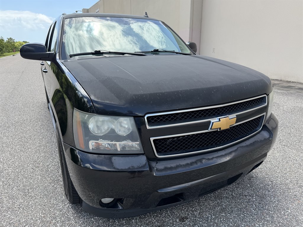 2013 Chevrolet Suburban - $5,999
