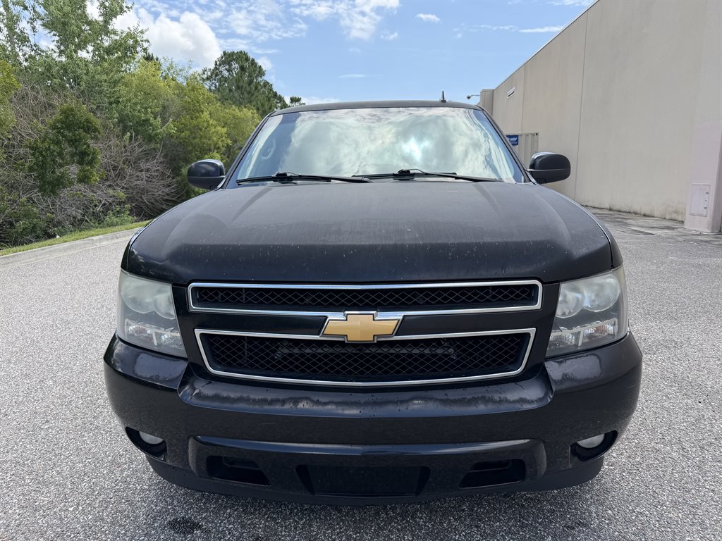 2013 Chevrolet Suburban - $5,999