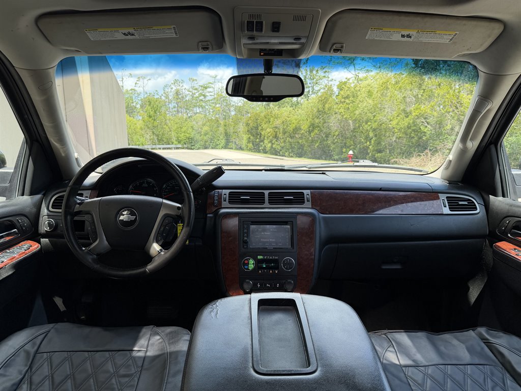 2013 Chevrolet Suburban - $5,999
