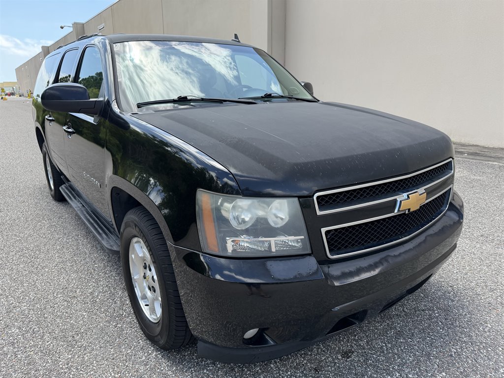 2013 Chevrolet Suburban - $5,999