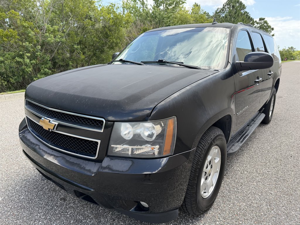 2013 Chevrolet Suburban - $5,999