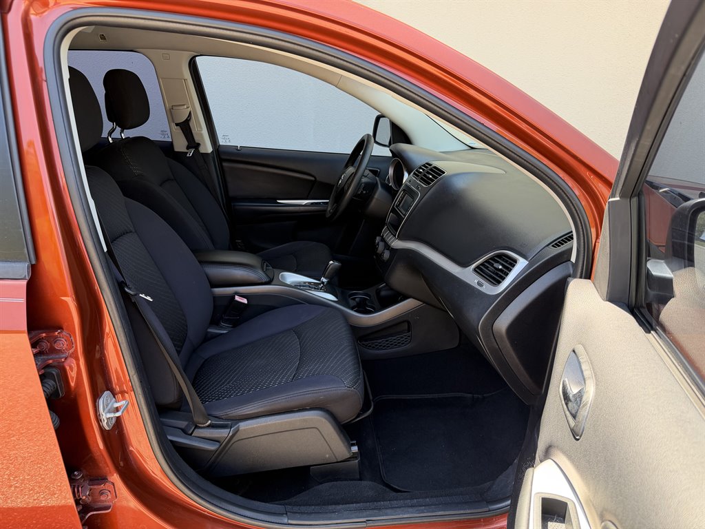 2013 Dodge Journey - $4,799