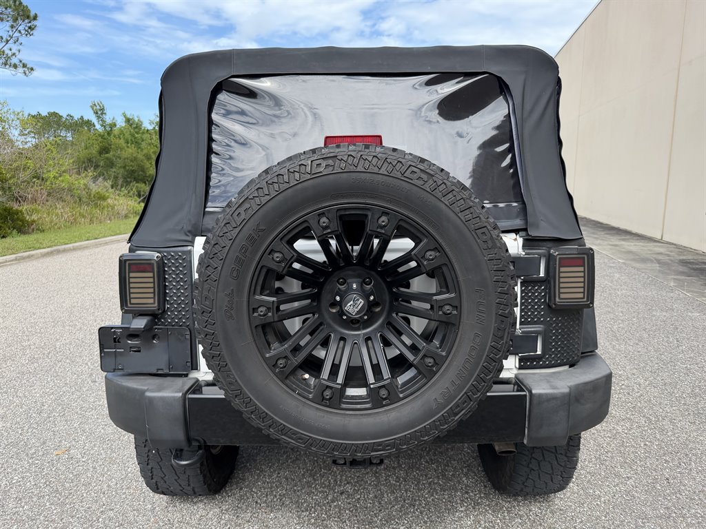 2015 Jeep Wrangler - $14,999