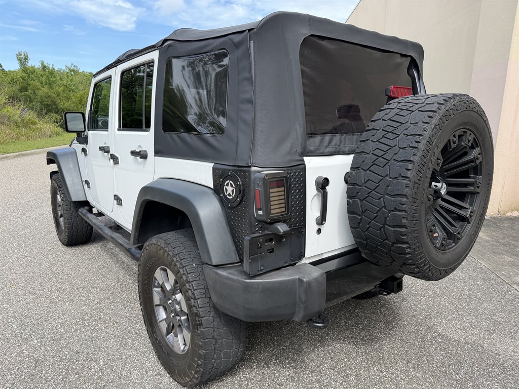 2015 Jeep Wrangler - $14,999