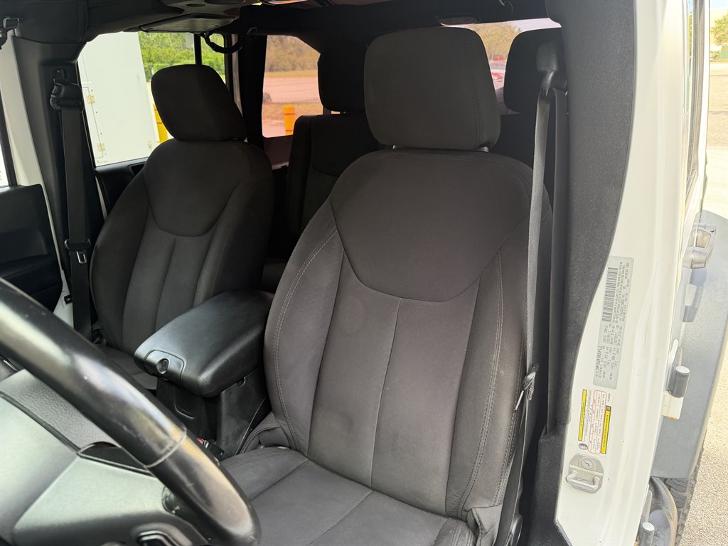 2015 Jeep Wrangler - $14,999