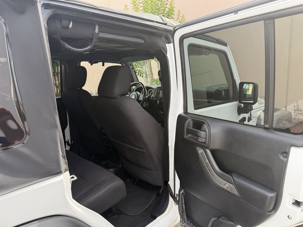 2015 Jeep Wrangler - $14,999