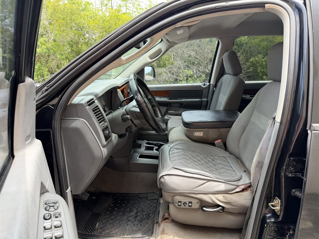 2006 Dodge Ram - $4,499