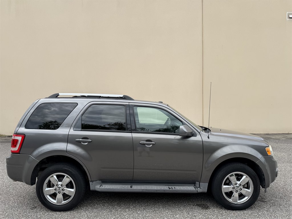 2010 Ford Escape - $4,999
